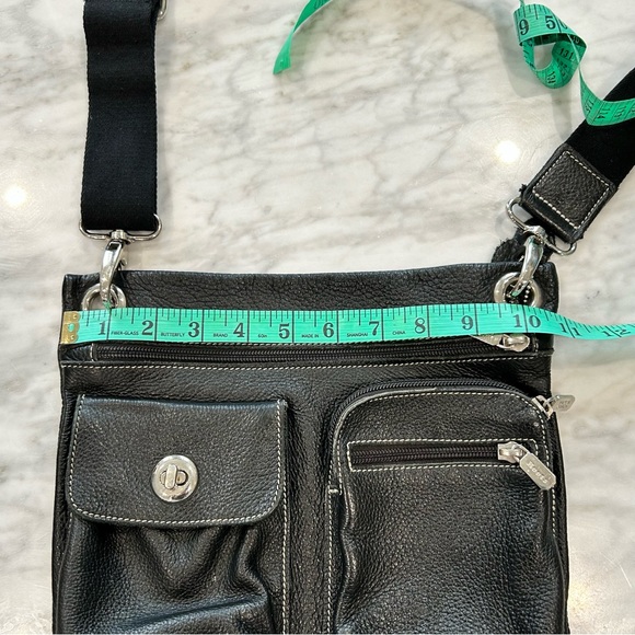 Roots Vintage Village Crossbody Bag Like New Black Pebble Leather - Picture 13 of 13